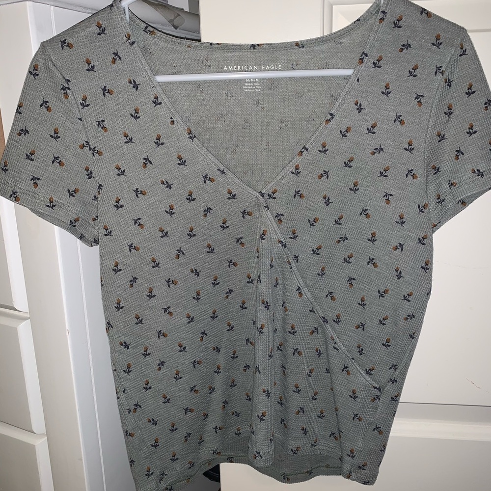 American Eagle Shirt